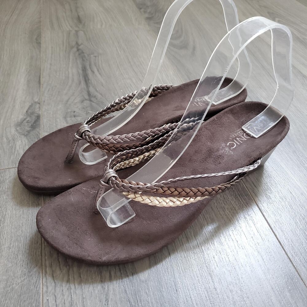 Vionic Shoes Womens Size 9 Brown Wedge Sandals Braided Thong Flip Flop Comfort